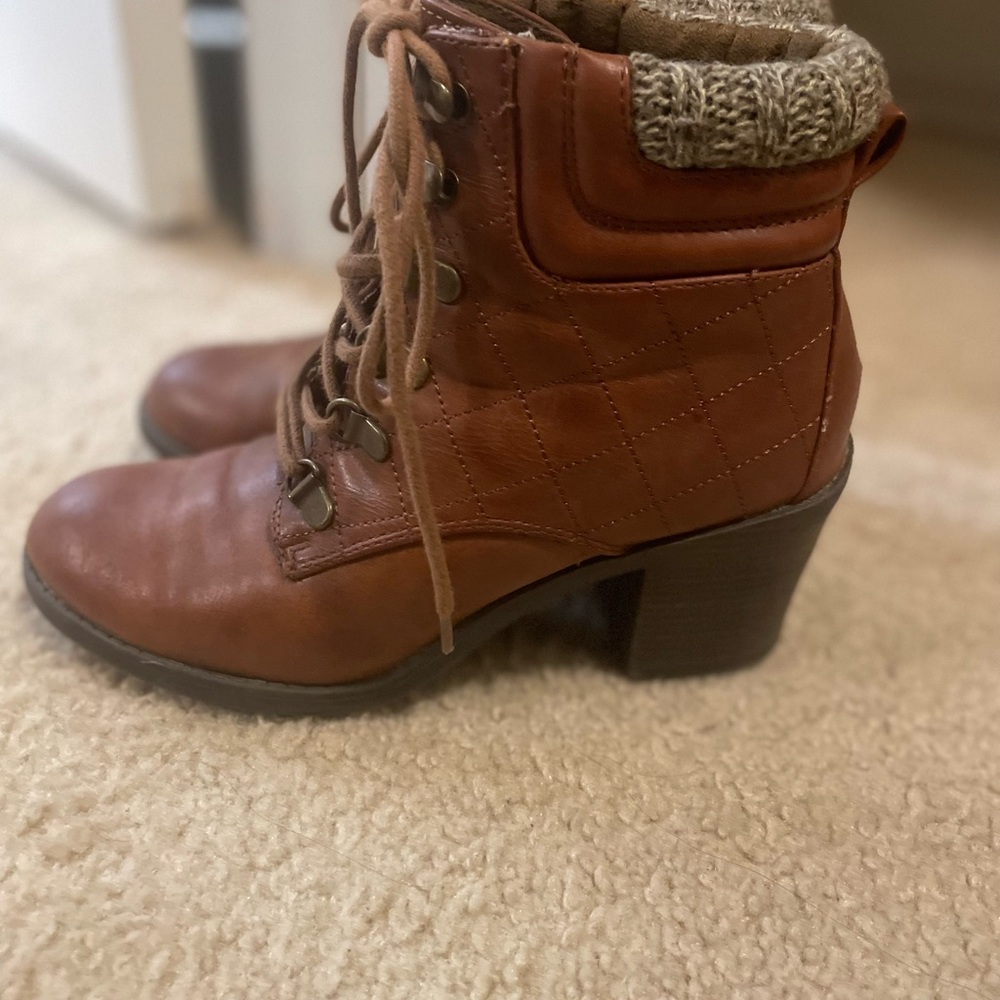 Brown booties - Picture 2 of 5